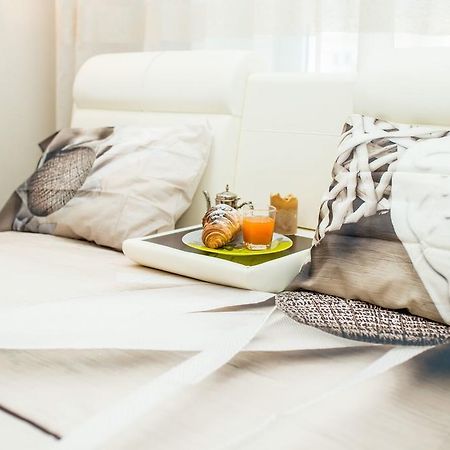 Apartments In Scandinavian Style リヴィウ エクステリア 写真